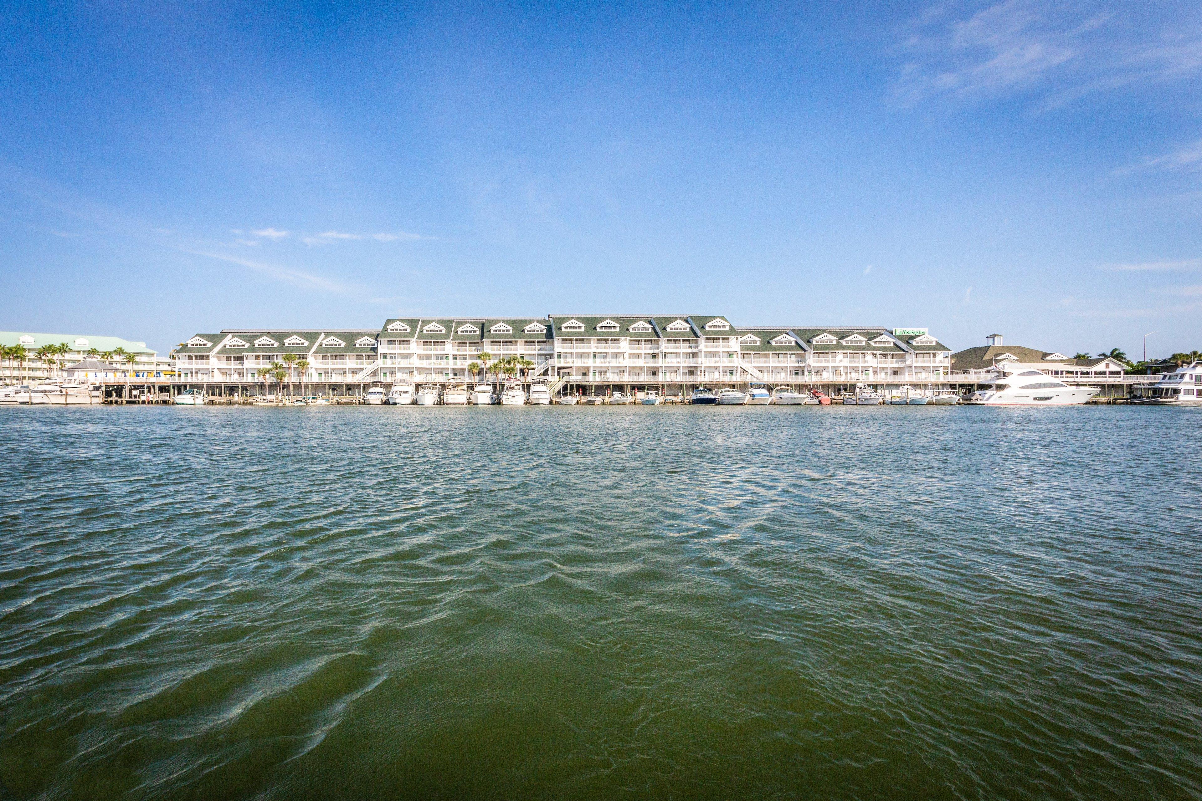 Resort Holiday & S-harbourside Clearwater Beach