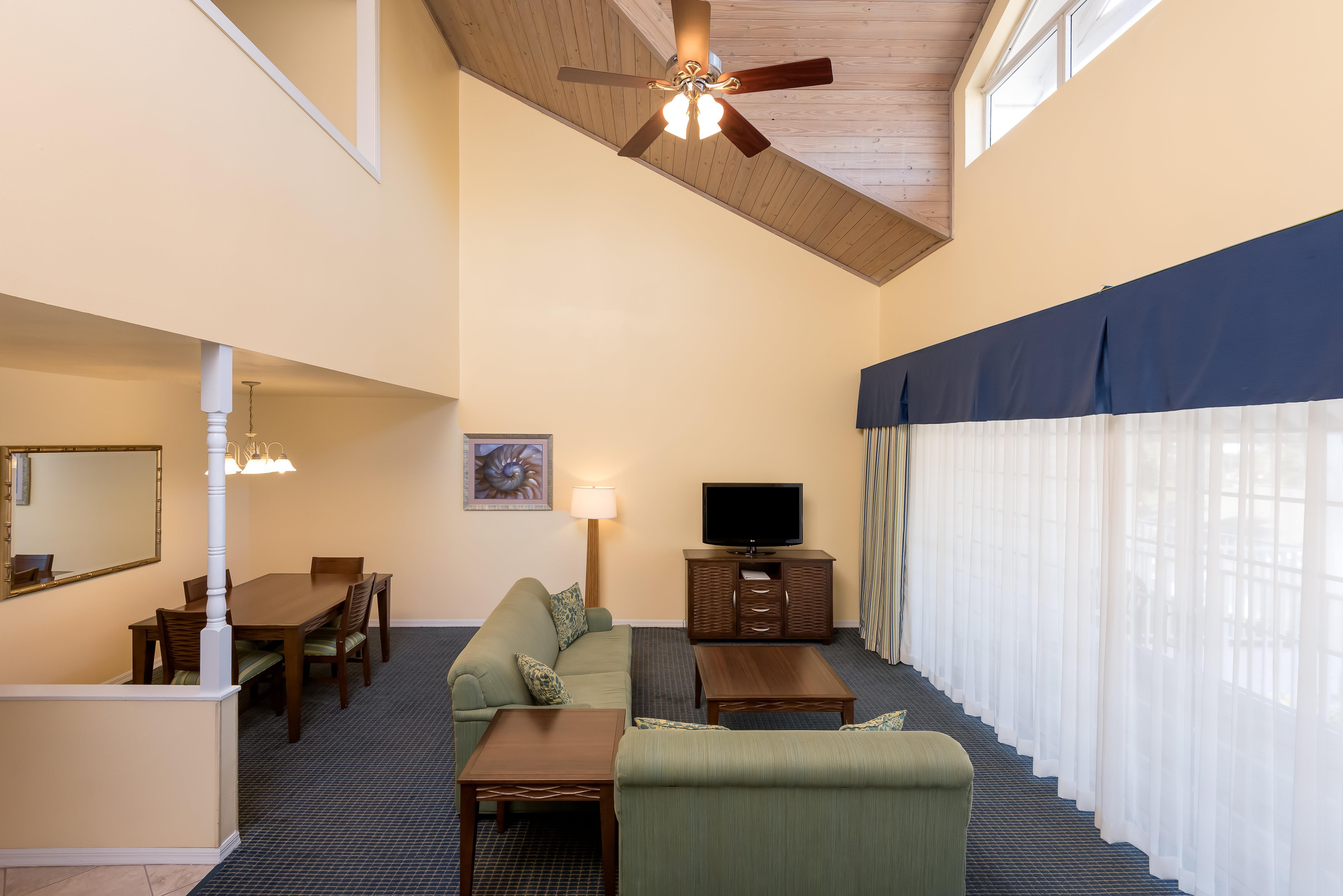 Holiday & S-harbourside Resort Clearwater Beach